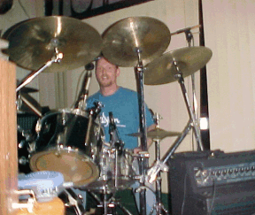 darren playing the kit at Murph's Irish Pub, at a Humboldt gig, June  2001