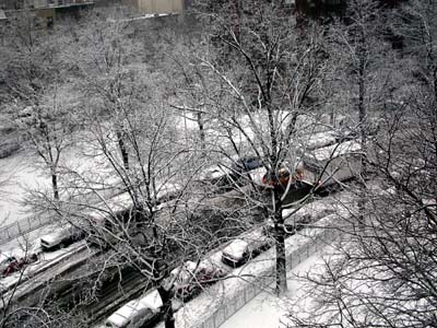 RED CAR IN SNOW