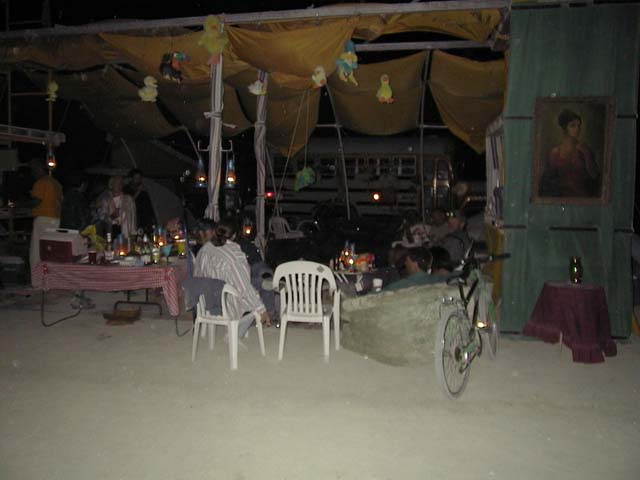 image/aut_0911.jpg, 35.7K, Camp Margarita (aka Lamplighter Lounge).