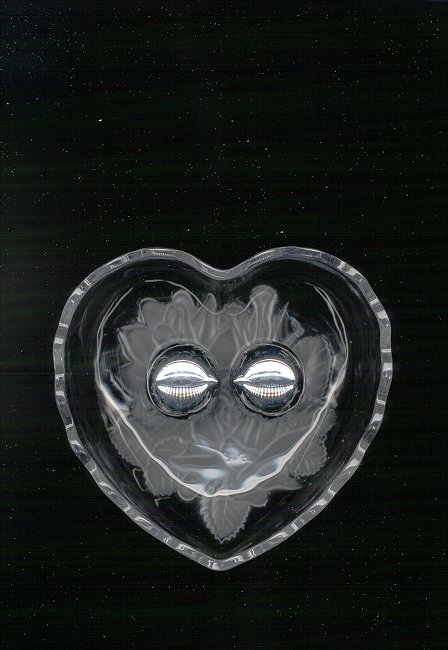 Heart in Space.jpg (60285 bytes)